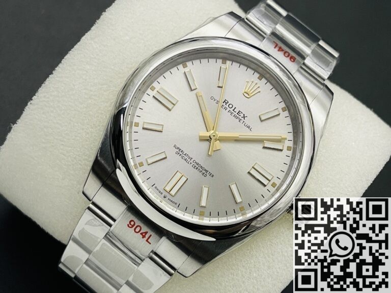 EW Factory Replica Rolex Oyster Perpetual M124300-0001 Silver Dial Series