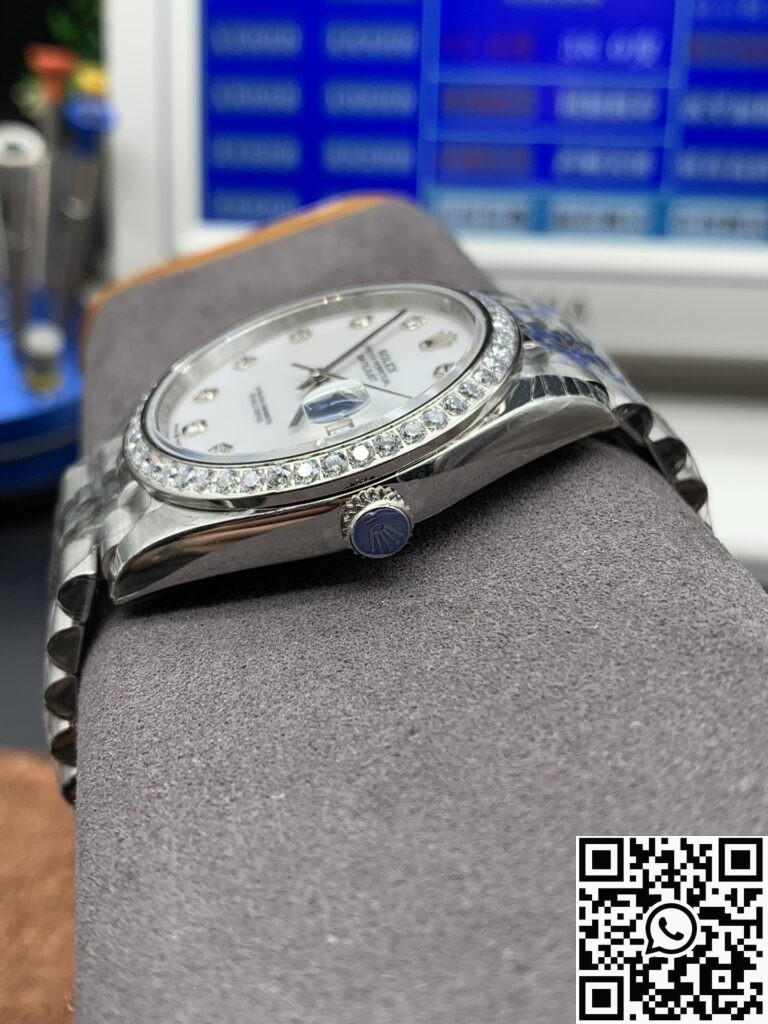 EW Factory Replica Rolex Datejust M126334-0020 Diamond Bezel