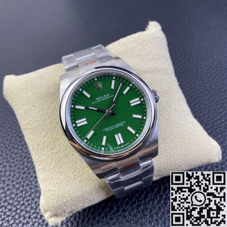 EW Factory Replica Rolex Oyster Perpetual M124300-0005 Green Dial Size 41mm Series