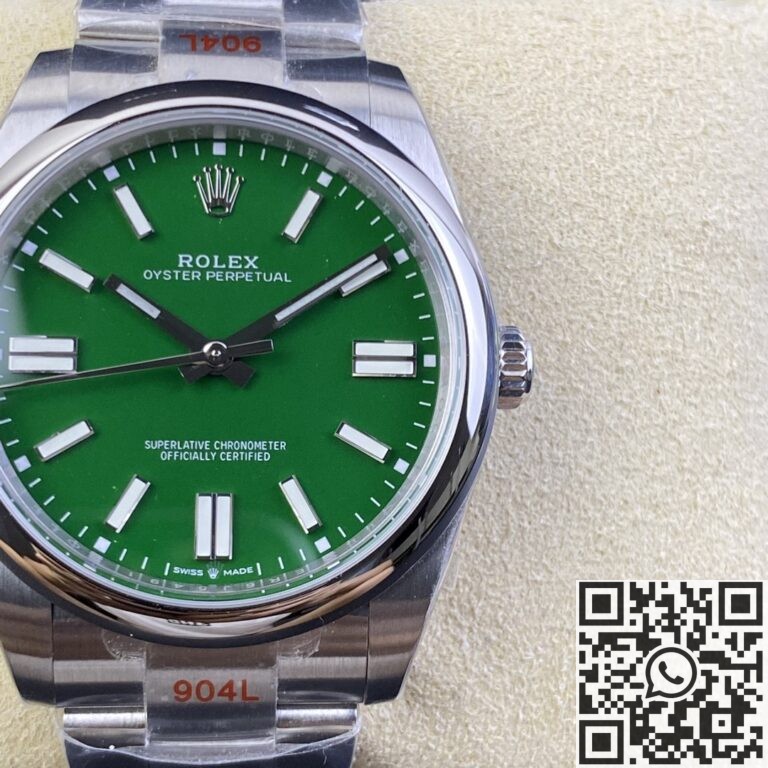 EW Factory Replica Rolex Oyster Perpetual M124300-0005 Green Dial Size 41mm Series