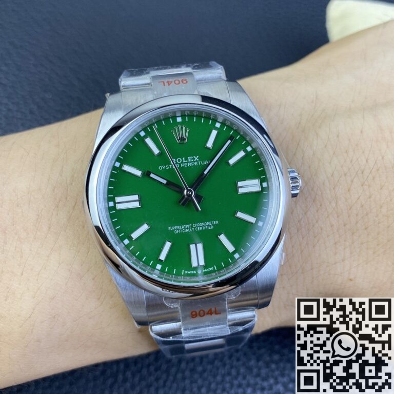 EW Factory Replica Rolex Oyster Perpetual M124300-0005 Green Dial Size 41mm Series