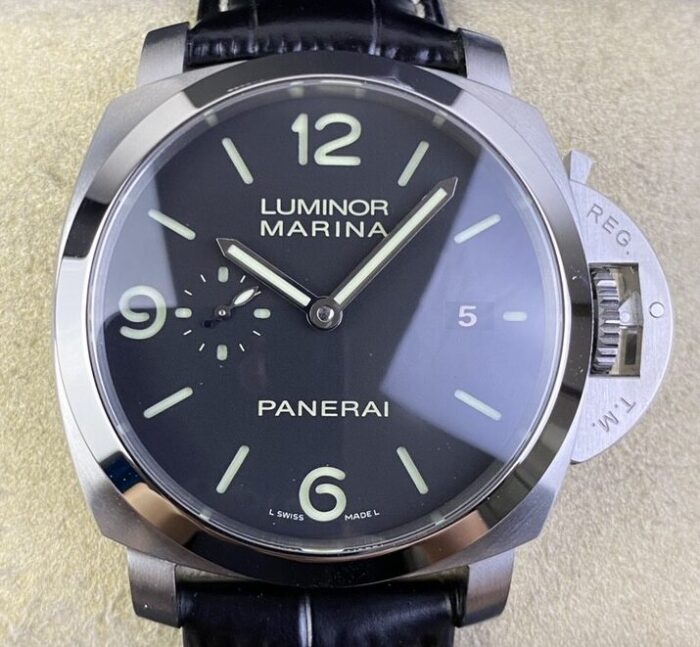 VS Factory Panerai Luminor Replica Watches PAM312 Black Leather Strap