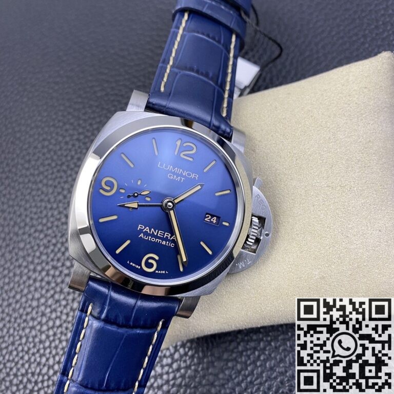 VS Factory Replica Watches Panerai Luminor GMT PAM01033 Blue Dial