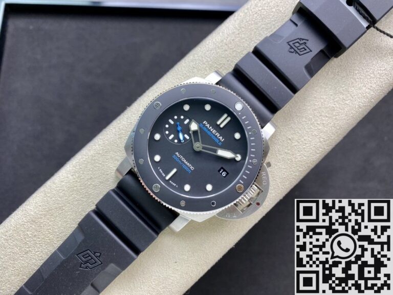 VS Factory Replica Panerai Watches Submersible PAM00683 : A Detailed Review