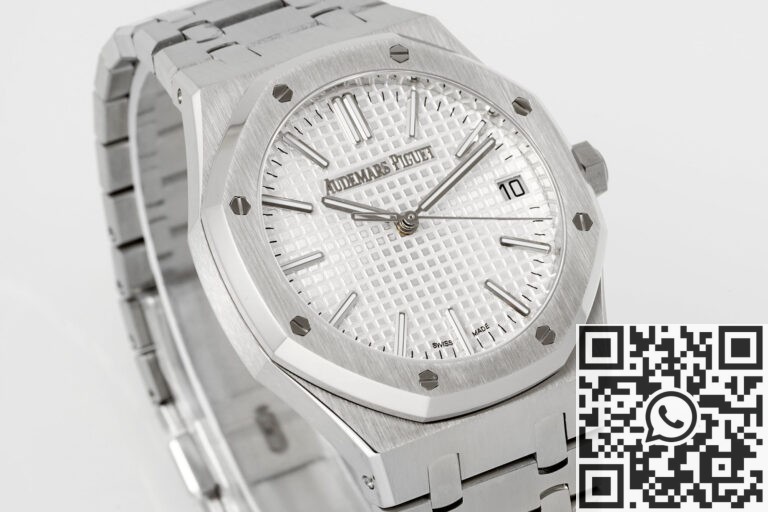 APS Factory Replica Audemars Piguet Royal Oak 15510ST.OO.1320ST.08 Silver Dial