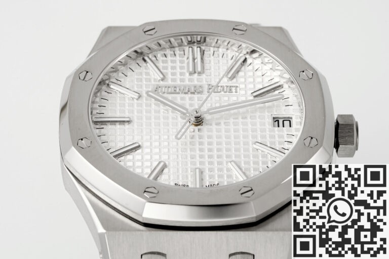 APS Factory Replica Audemars Piguet Royal Oak 15510ST.OO.1320ST.08 Silver Dial