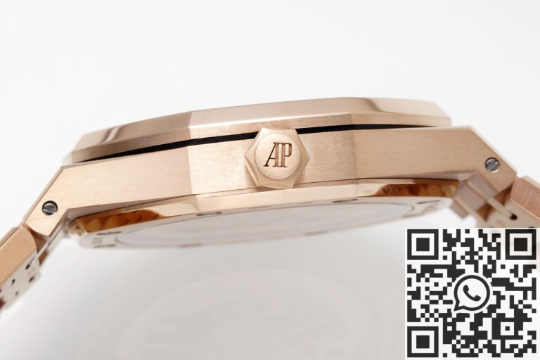 APS Factory Fake Audemars Piguet Royal Oak 15510OR.OO.1320OR.04 Rose Gold Black Dial Watch