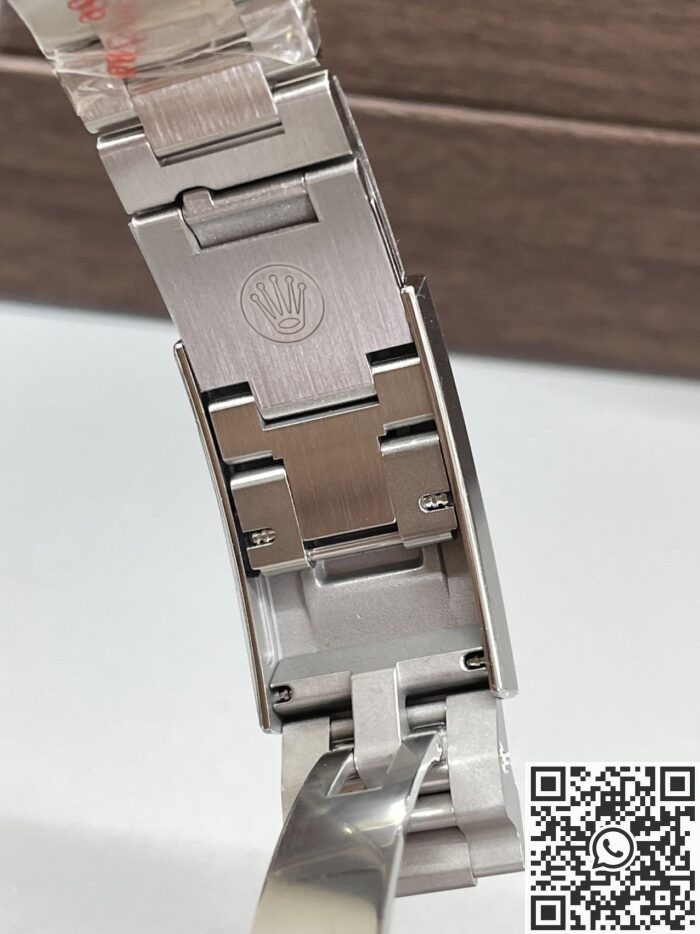 Clean Factory Replicas Rolex Sea-Dweller M126600-0002 43mm: A Superior Replica with Advanced Features